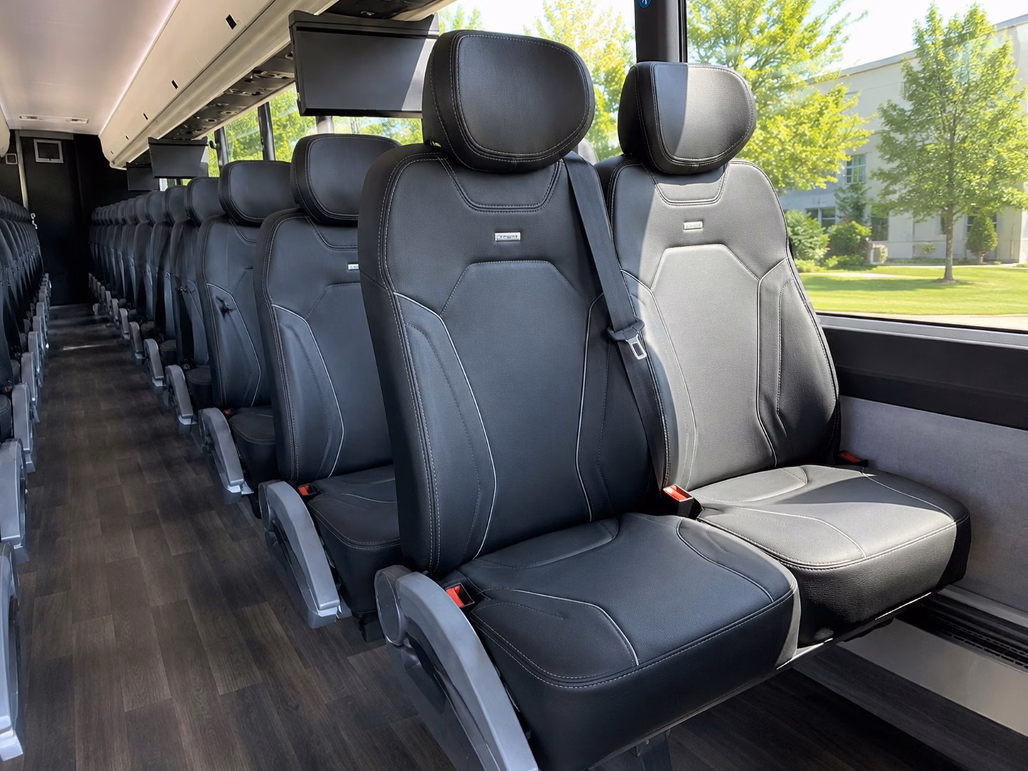 charter buses and minibuses for tucson prom groups of every size