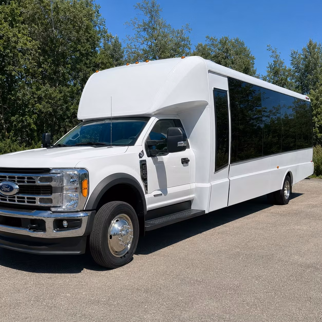 tucson 20 passenger minibus rental